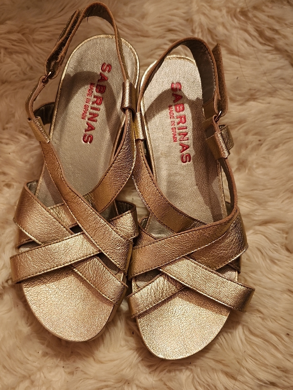 Sabrinas Gold Leather Crisscross Slingback Sandals